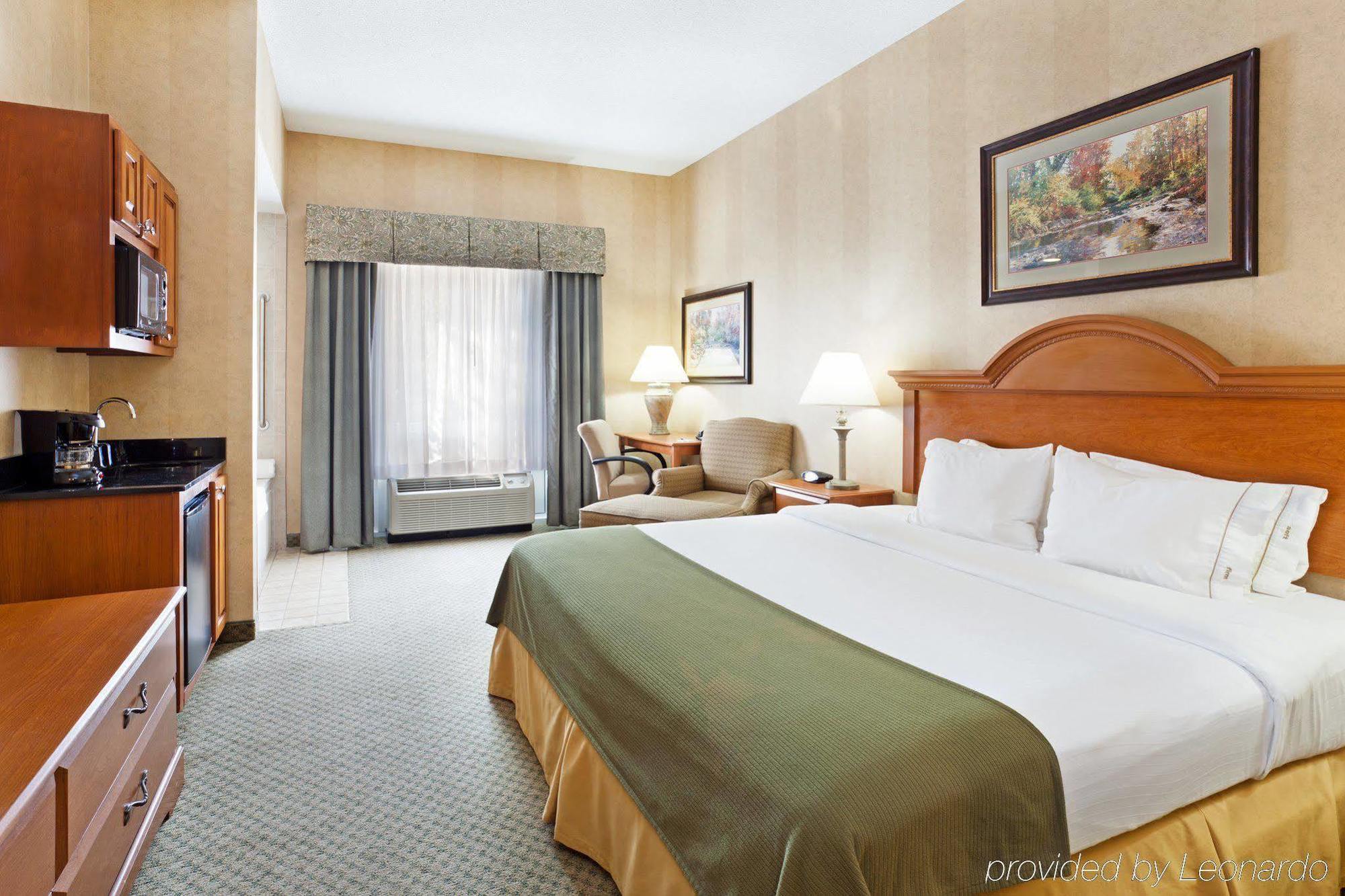 Holiday Inn Express & Suites Sylva / Dillsboro By Ihg Ruang foto