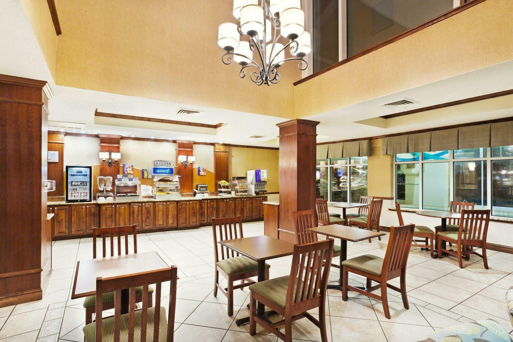 Holiday Inn Express & Suites Sylva / Dillsboro By Ihg Bagian luar foto